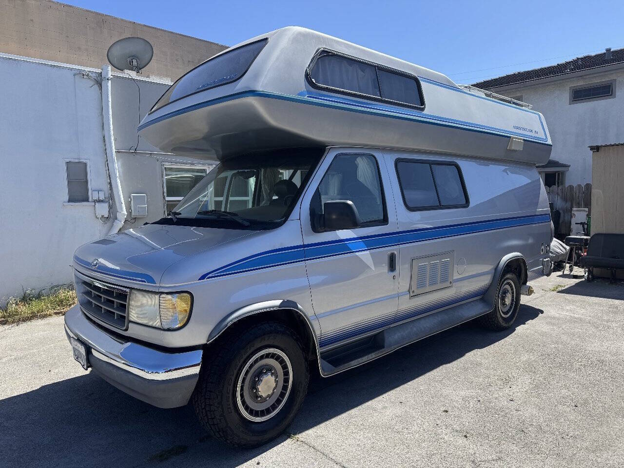 Ford-Econoline-1993-Silver