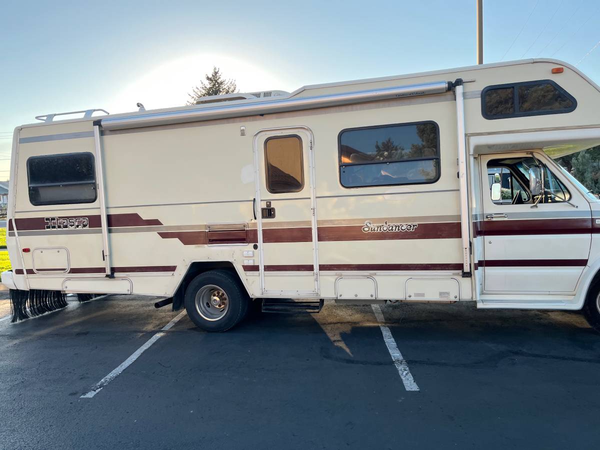 Ford-Econoline-350-motor-home-1990-White