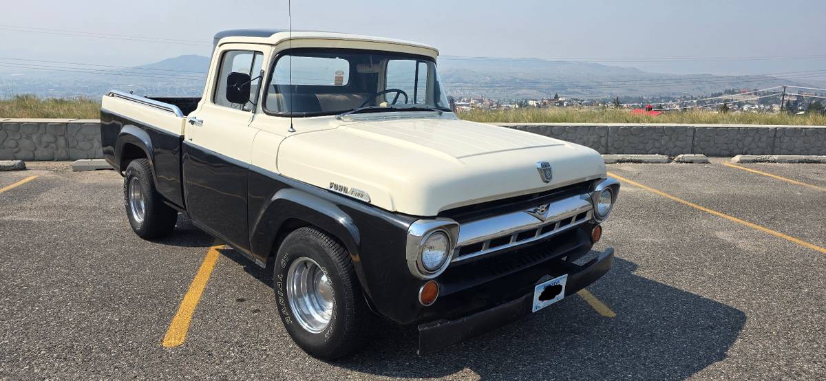 Ford-F-100-1957