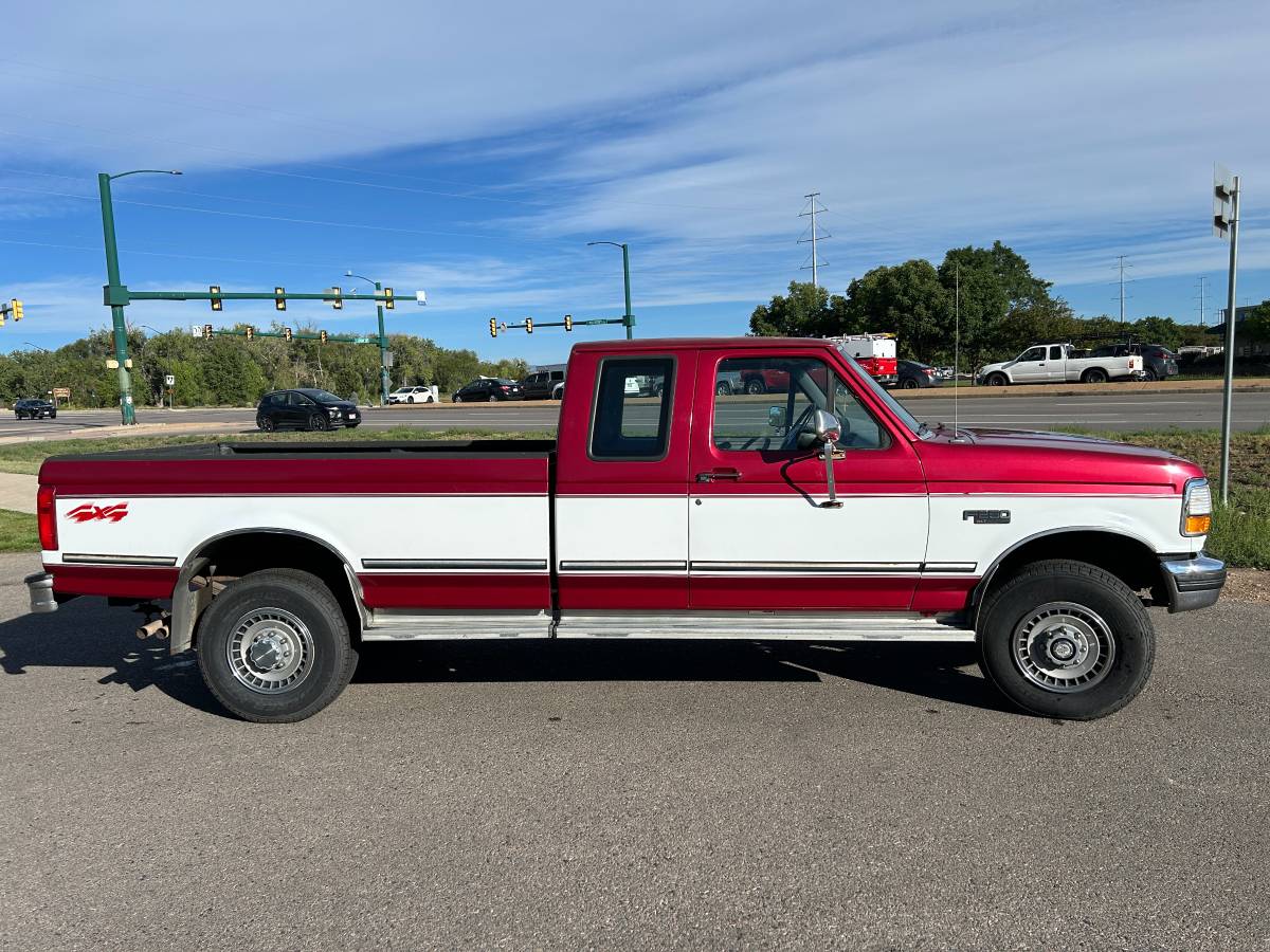 Ford-F-250-1994-Red