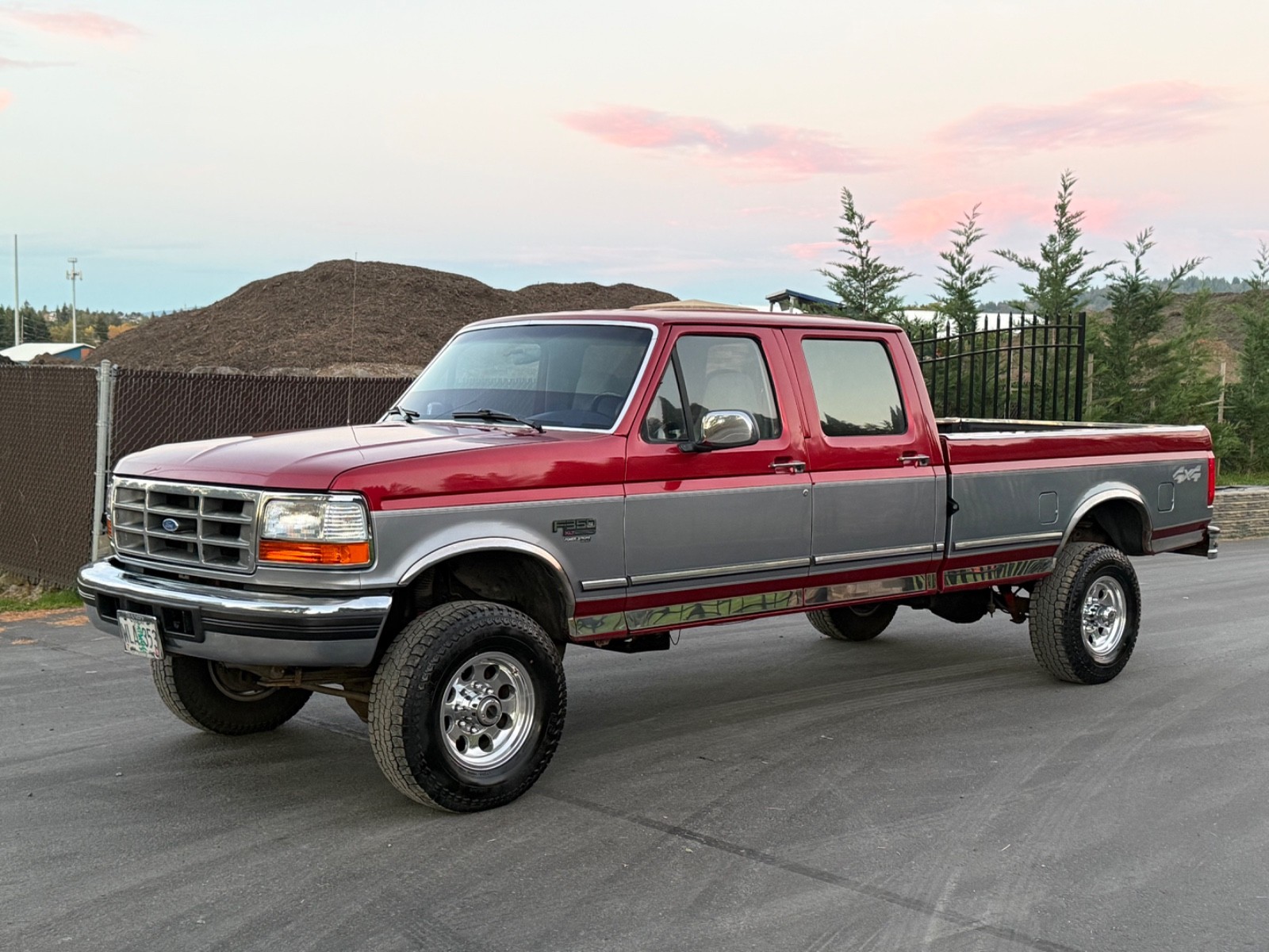 Ford-F-350-1997-Crew-Cab-Pickup