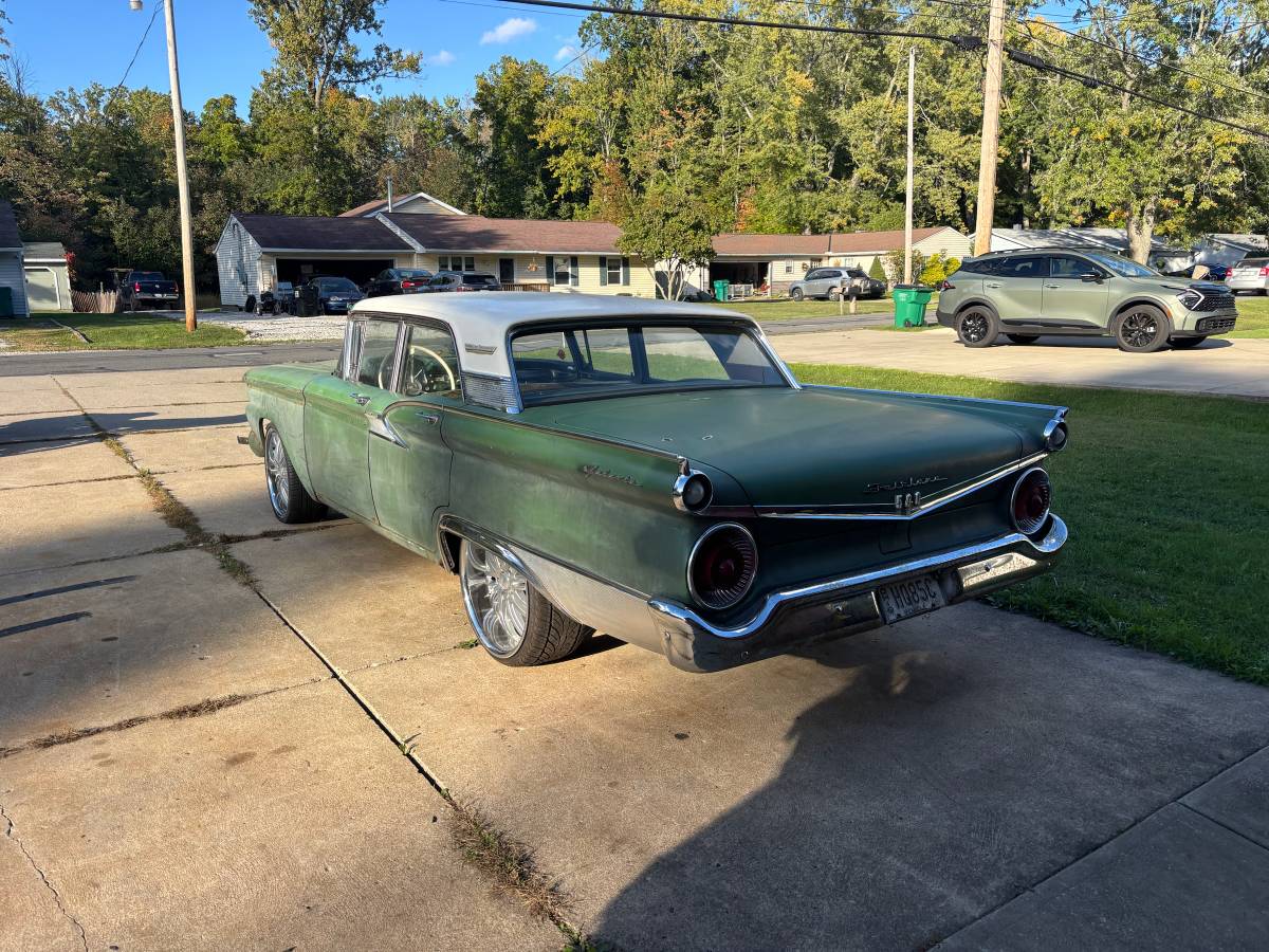 Ford-Fairlane-galaxie500-1959-Green