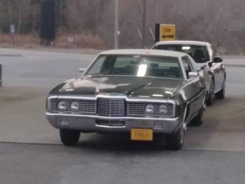 Ford-Galaxie-500-1972-Green