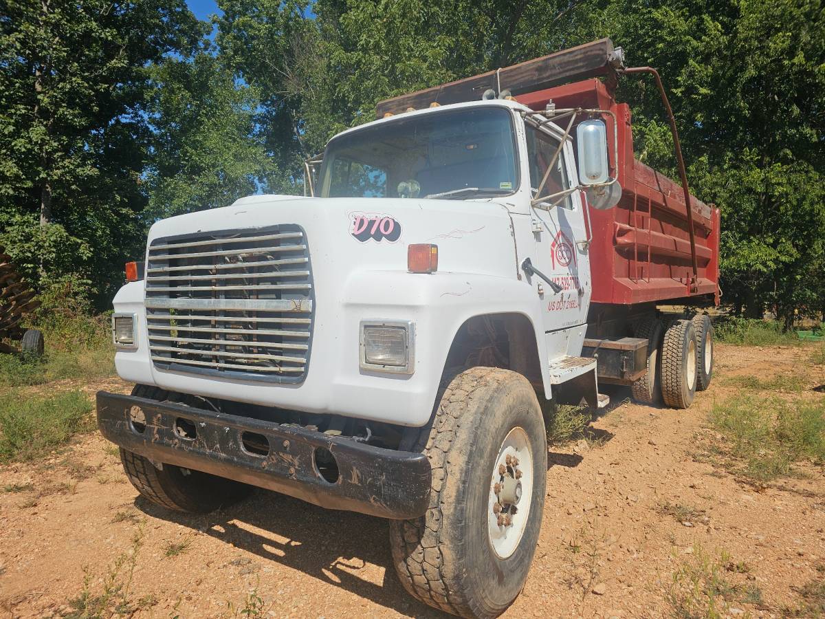 Ford-Lt8000-1986