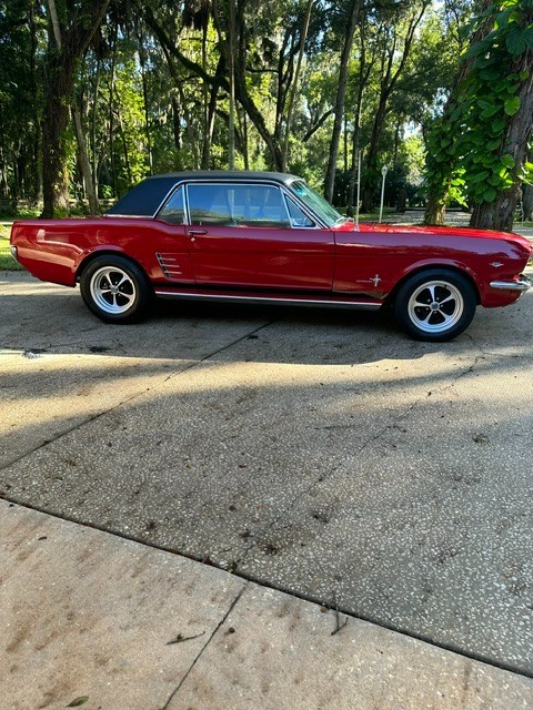 Ford-Mustang-1966-Coupe-Black