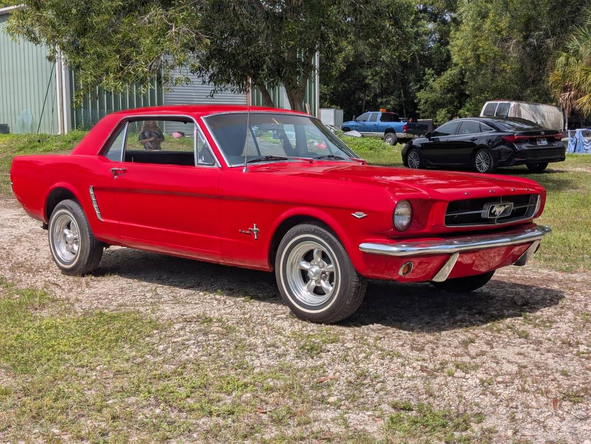 Ford-Mustang-v8-1965-Red