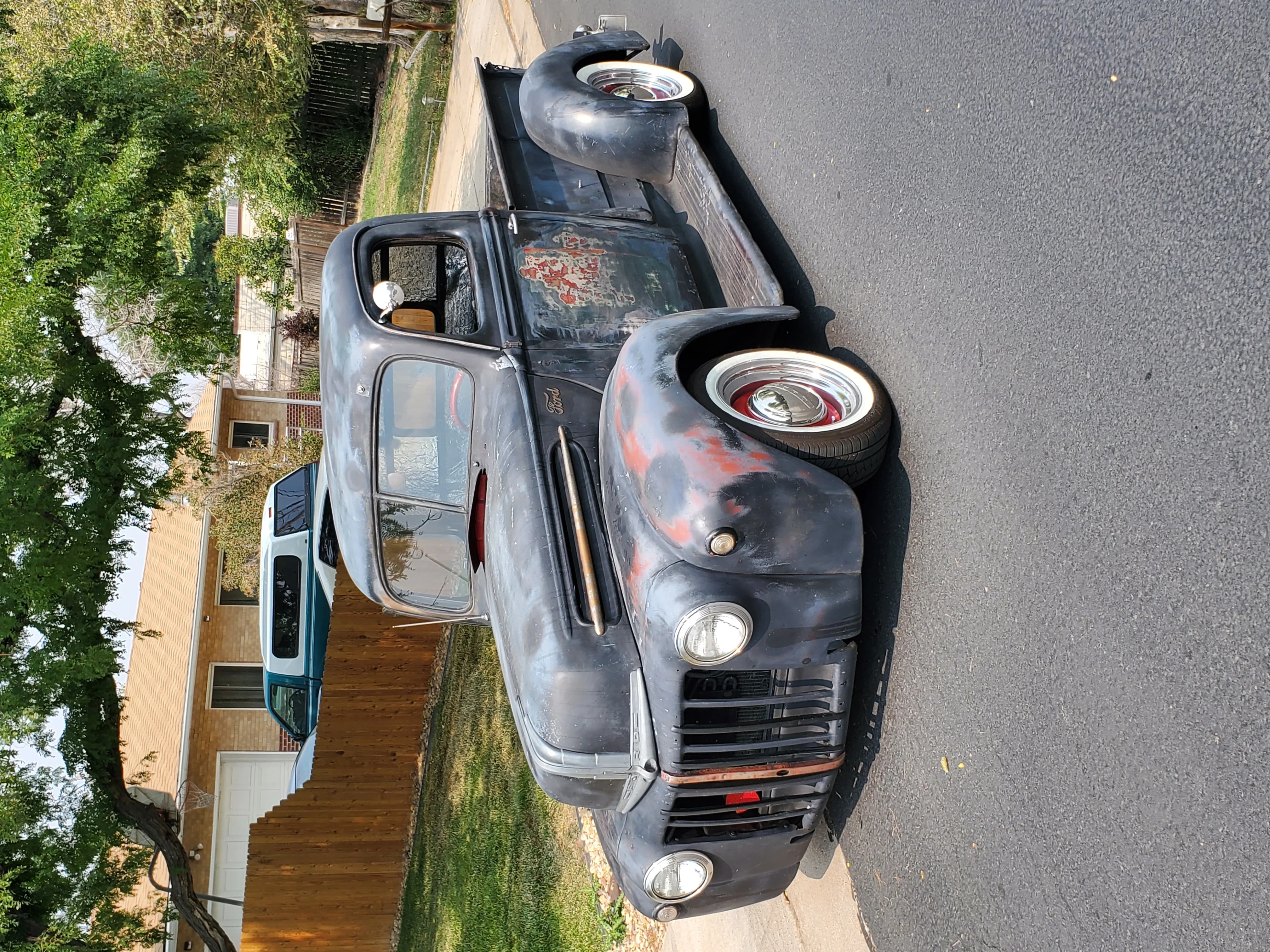 Ford-Pickup-1946-19500-Black