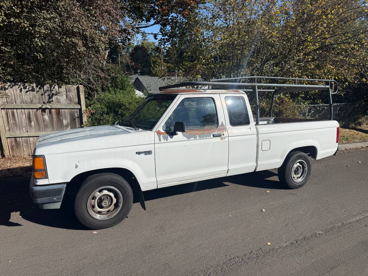 Ford-Ranger-1992-White