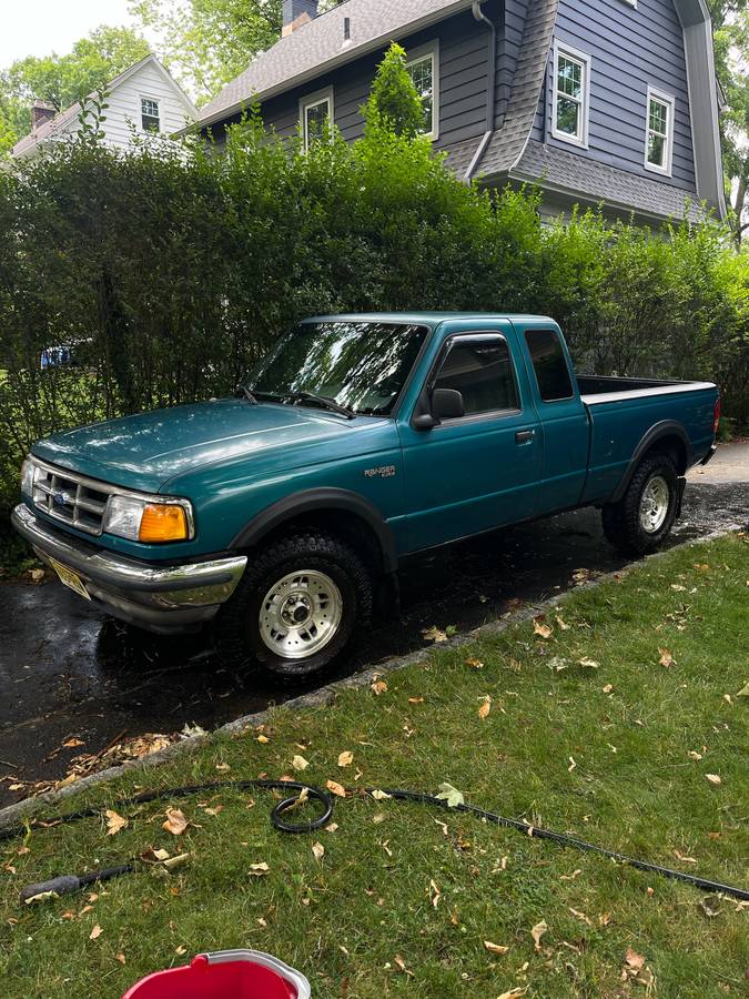 Ford-Ranger-xlt-4x4-1994-Green
