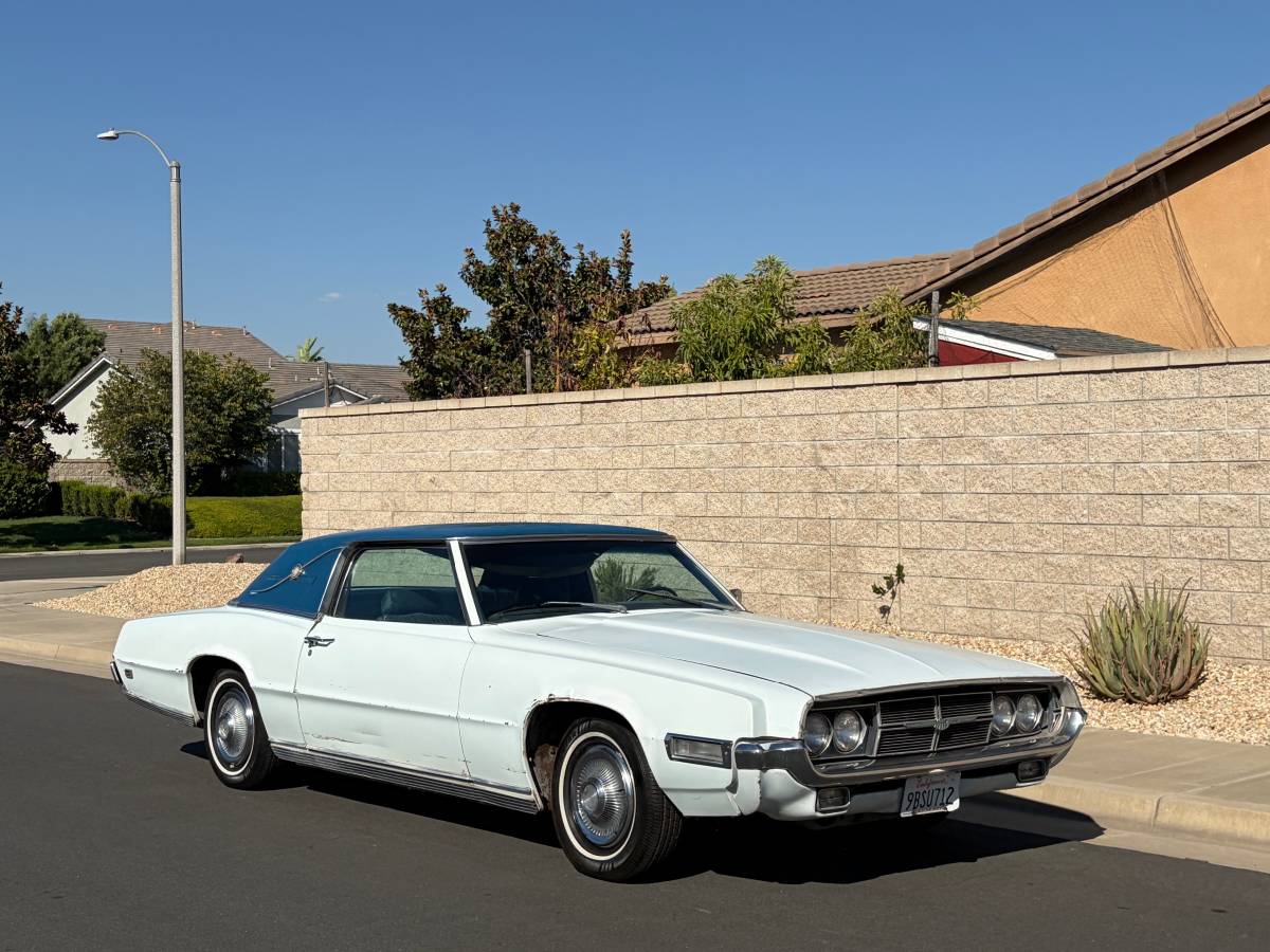 Ford-Thunderbird-1969