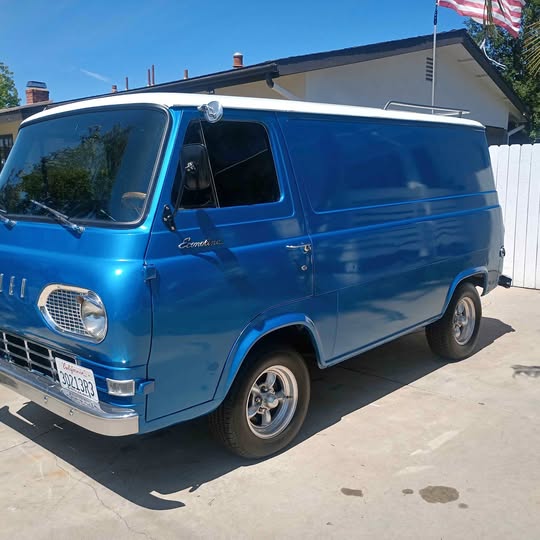 Ford-Van-econoline-1963