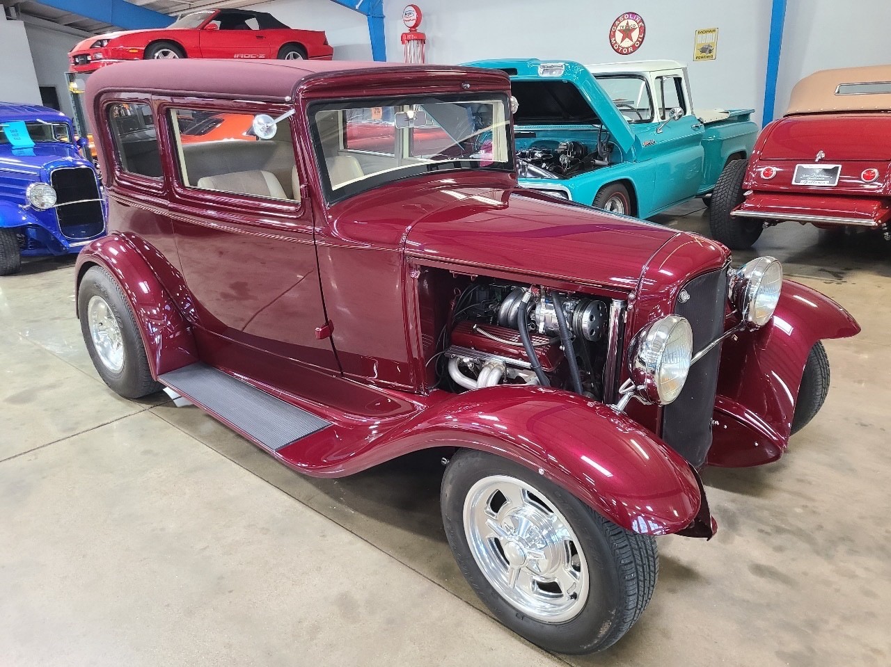 Ford-Victoria-1931-Sedan