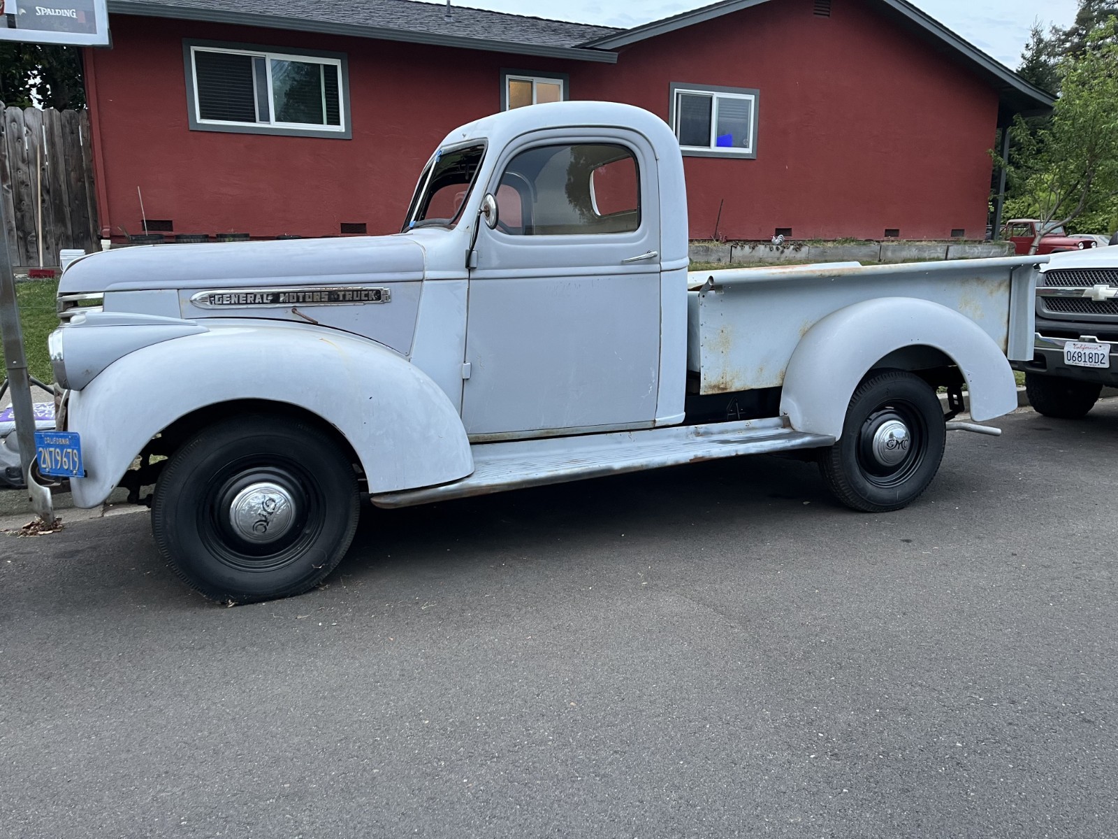 GMC-Other-1947-Crew-Cab-Pickup-Tan
