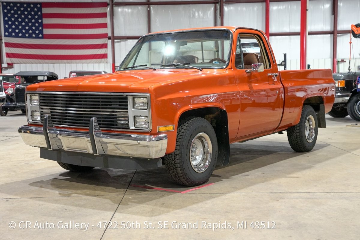 GMC-R15-Conventional-1987-Standard-Cab-Pickup-Tan