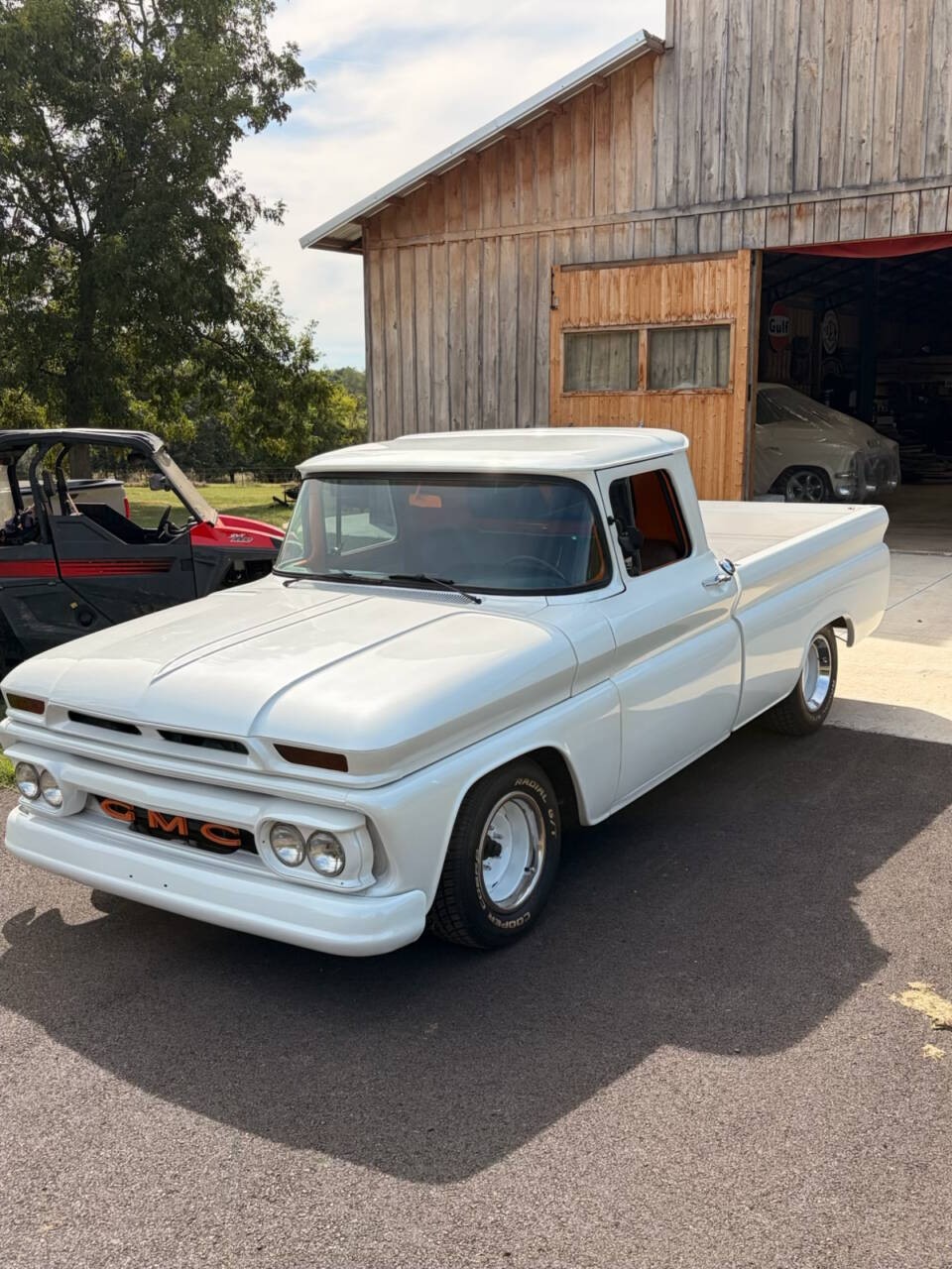 GMC-Series-1000-1962-Pickup-Truck-Tan