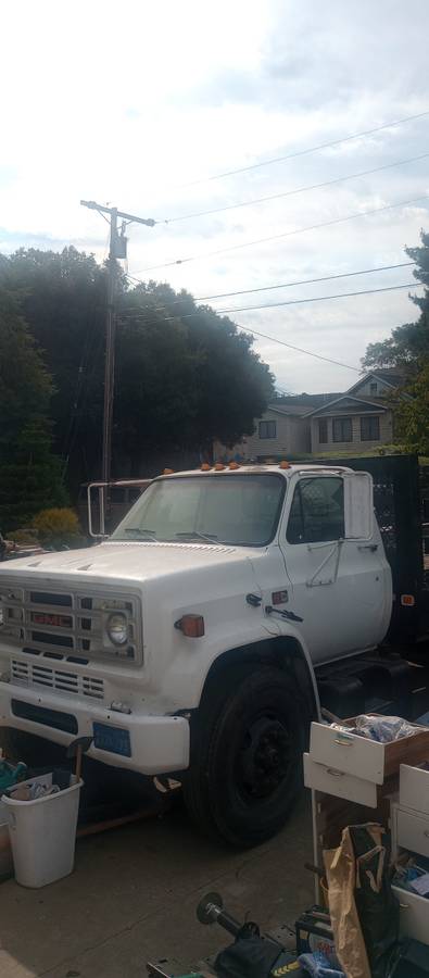 Gmc-7000-1986-White