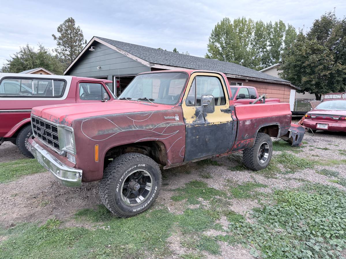 Gmc-Sierra-1977-Black