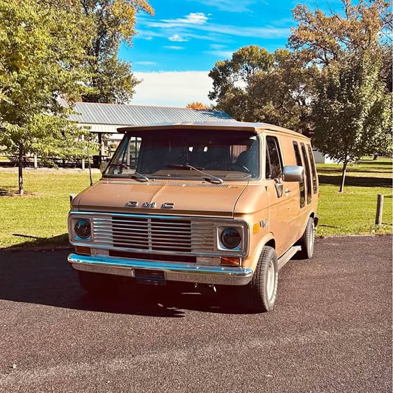 Gmc-Vandura-1981