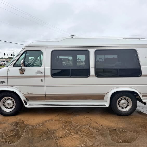 Gmc-Vandura-1993
