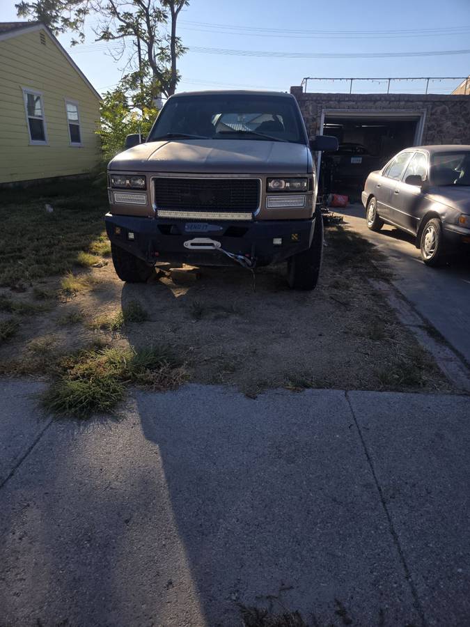 Gmc-Yukon-1996-Brown
