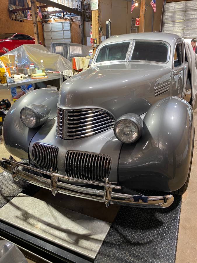 Graham-hollywood-1941-Gray