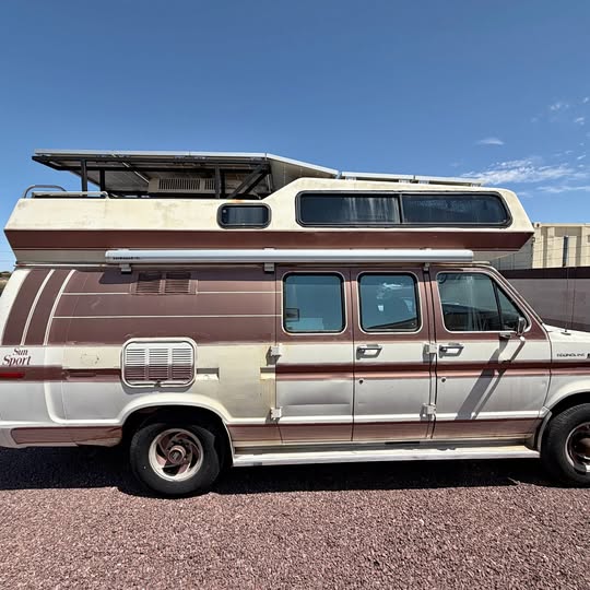 Gulf-stream-Sun-sport-camper-van-1991