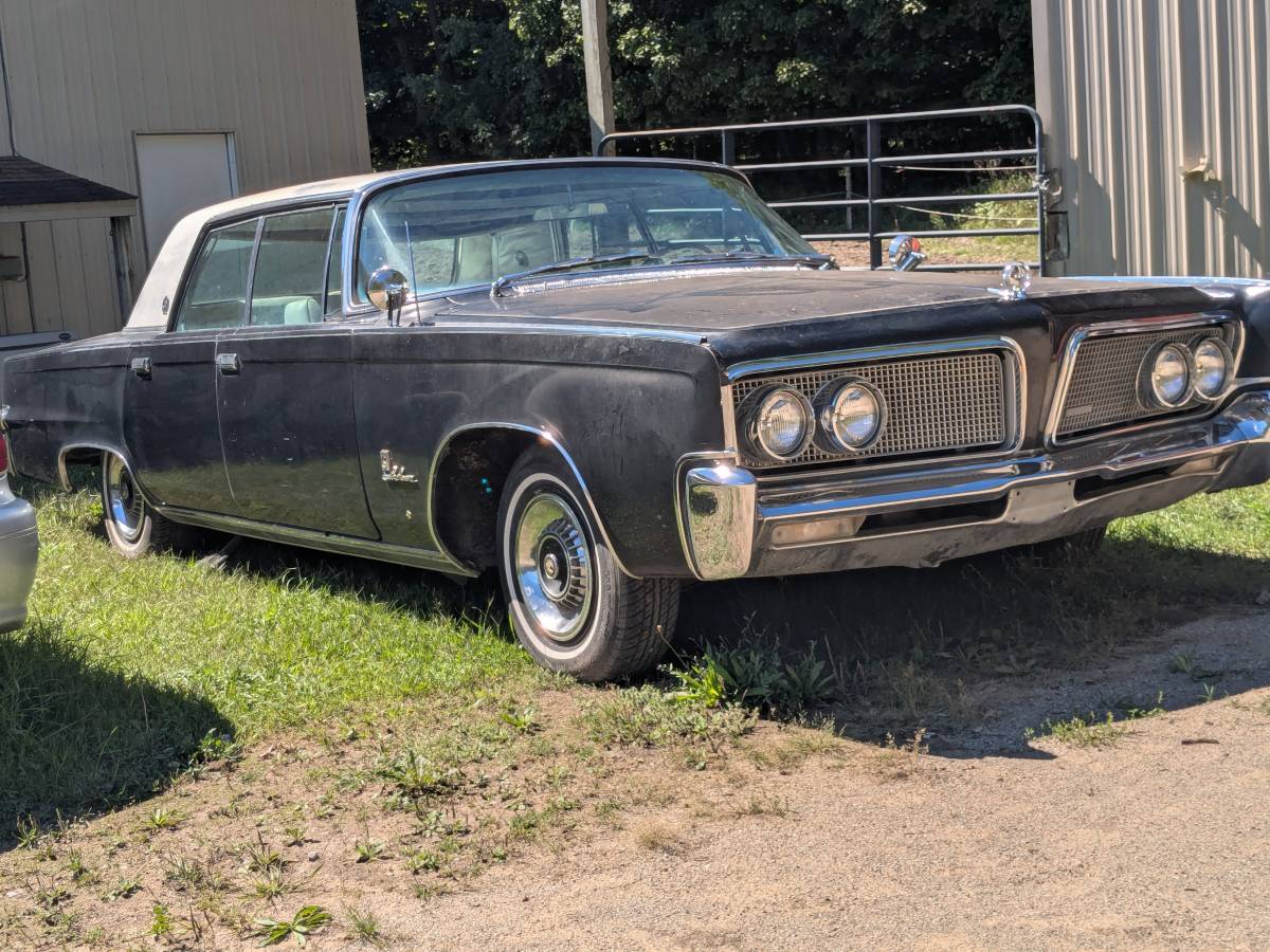 Imperial-Lebaron-1964-Black