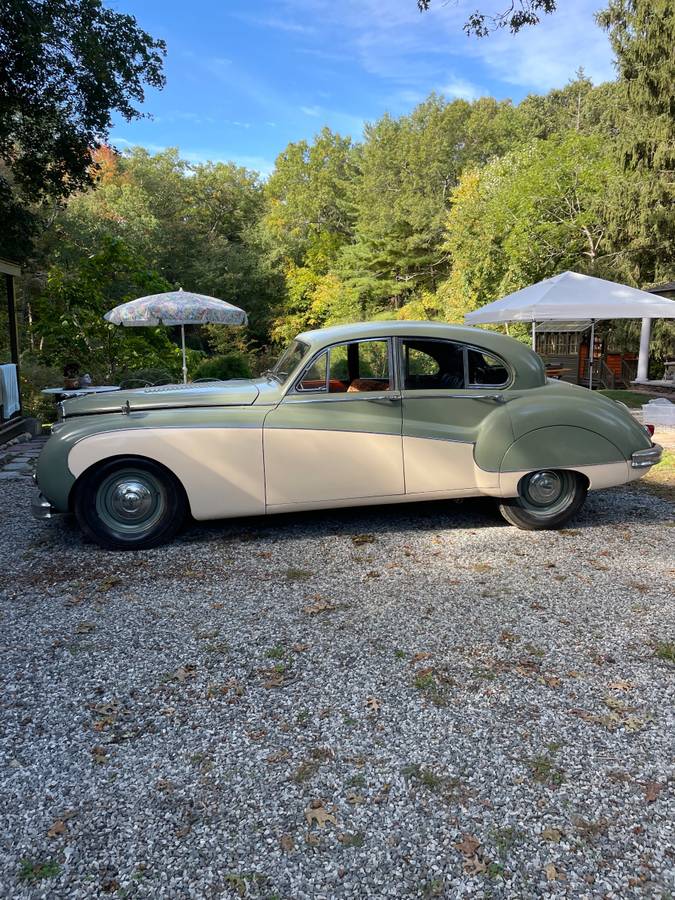 Jaguar-Mk8-1957-custom