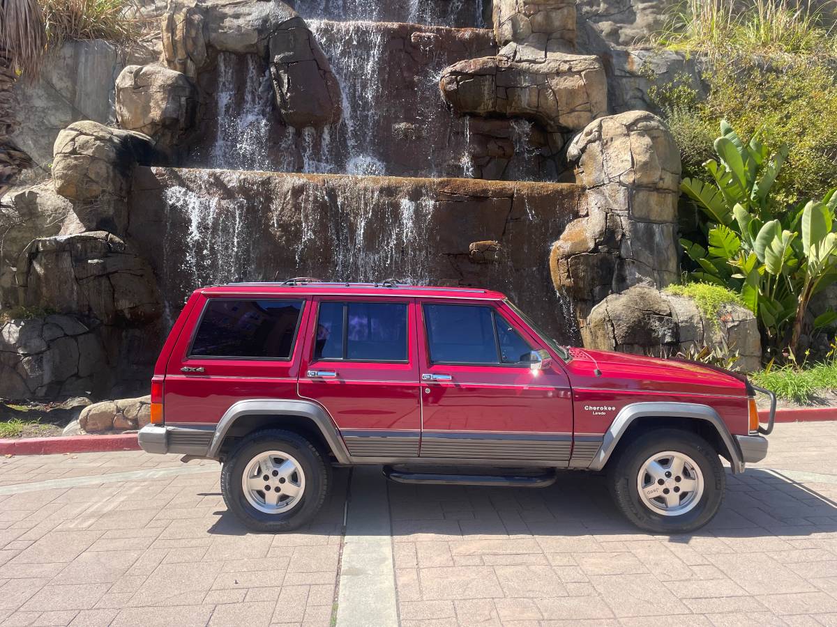Jeep-Cherokee-1989