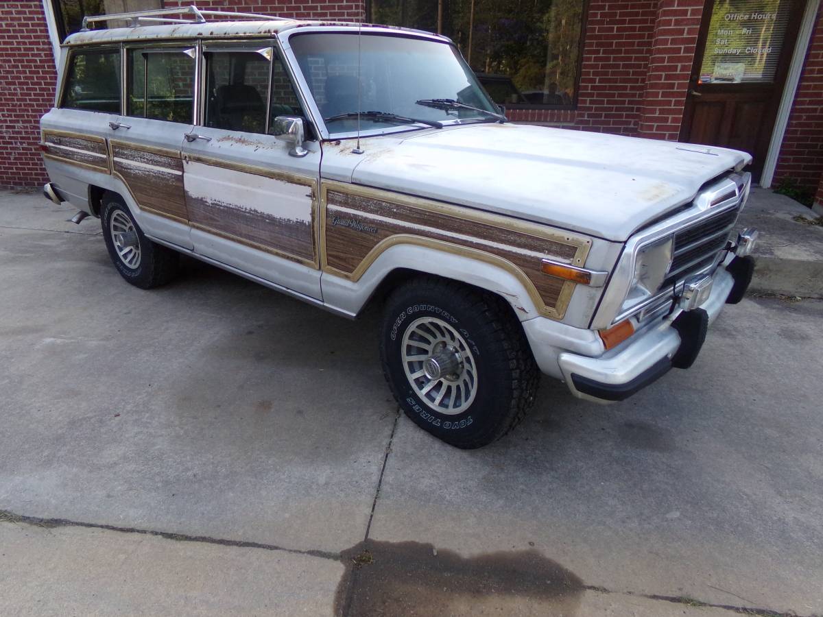 Jeep-Grand-wagoneer-1988-Gray