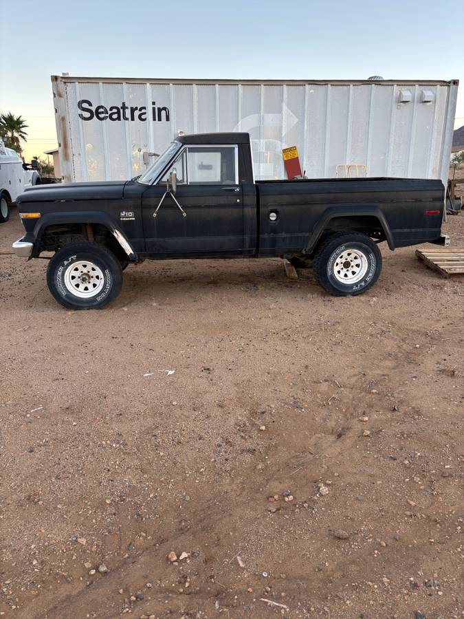Jeep-J-10-std-1982-Black