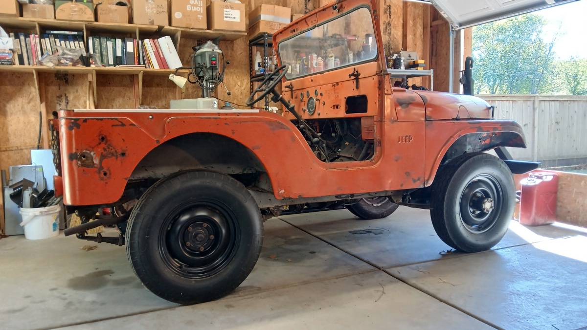 Jeep-Willys-1958-Orange