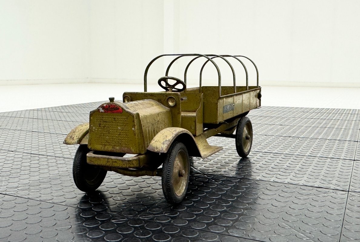 Keystone-1920-Truck-Olive-Green