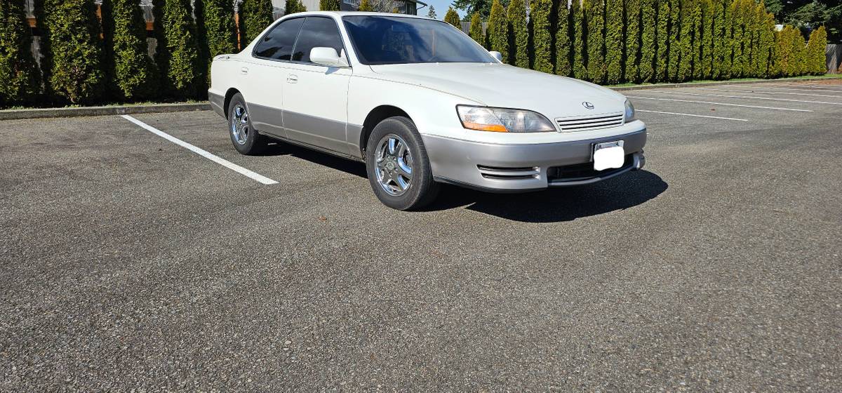 Lexus-Es-300-1995-White