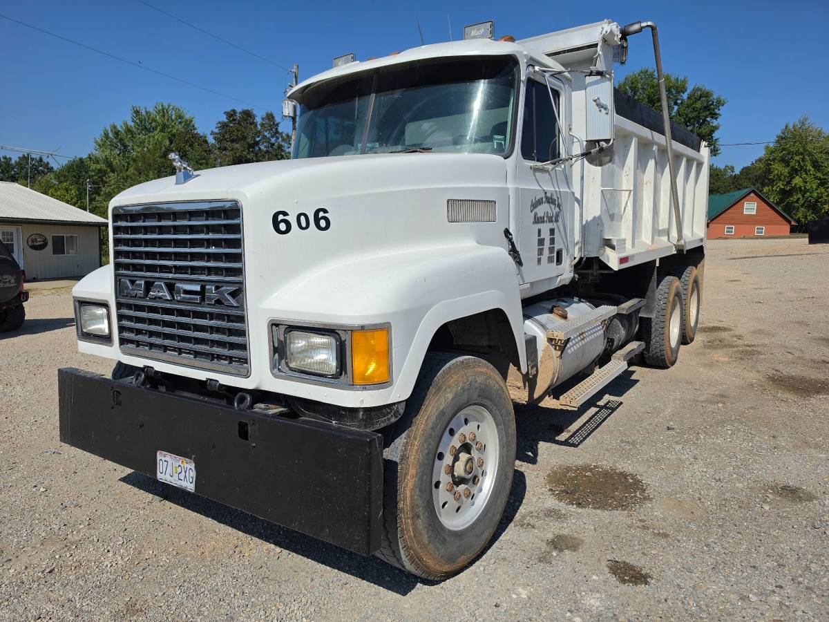 Mack-ch600-1996