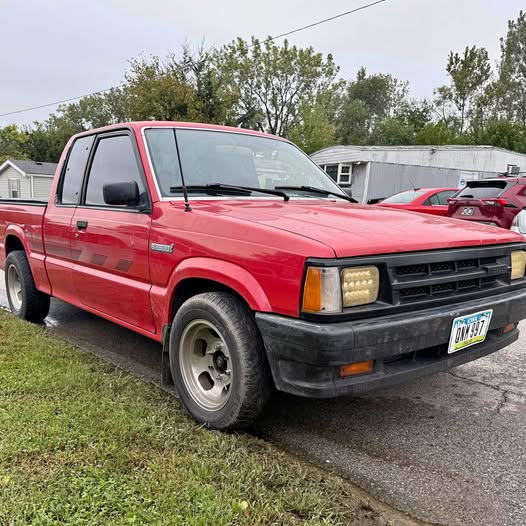 Mazda-B-series-1991