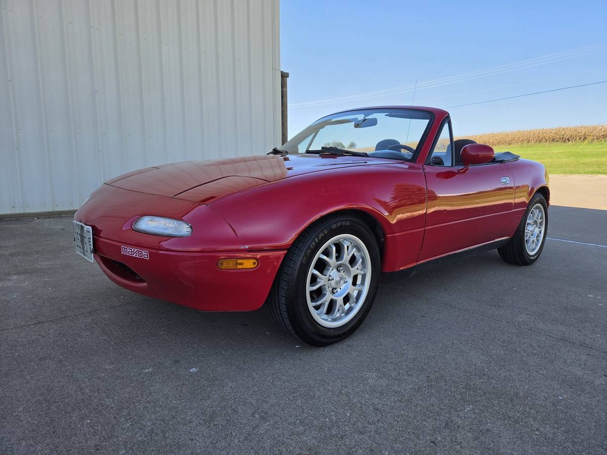 Mazda-Miata-mx-5-1992-Red