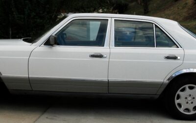 Mercedes-Benz 300-Series 1983