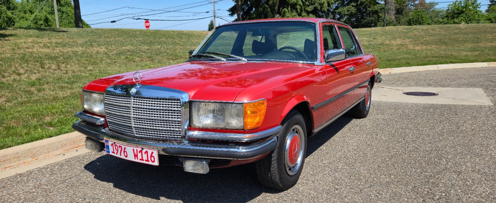 Mercedes-Benz-Other-1976-Sedan-Black