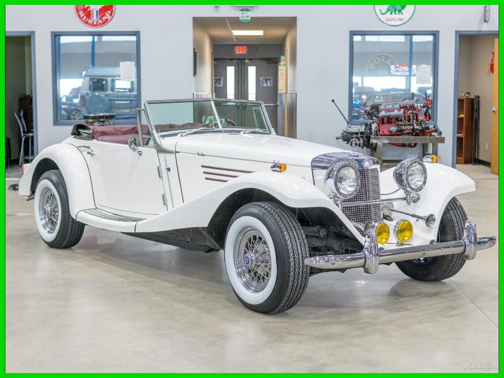 Mercedes-Benz-R-Class-1936-Convertible-Burgundy