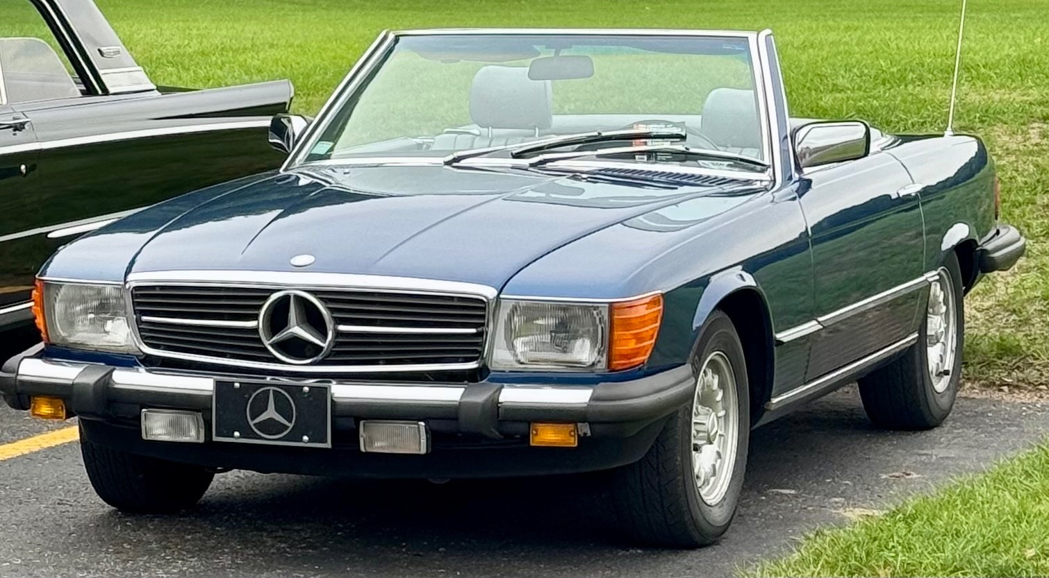 Mercedes-Benz SL-Class 1985