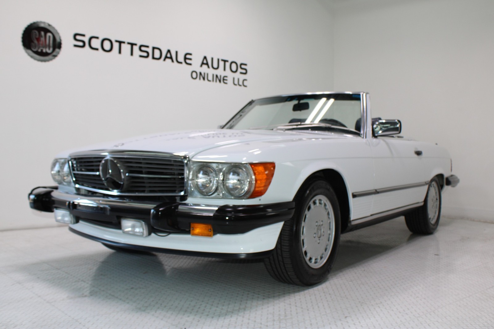 Mercedes-Benz SL-Class 1986