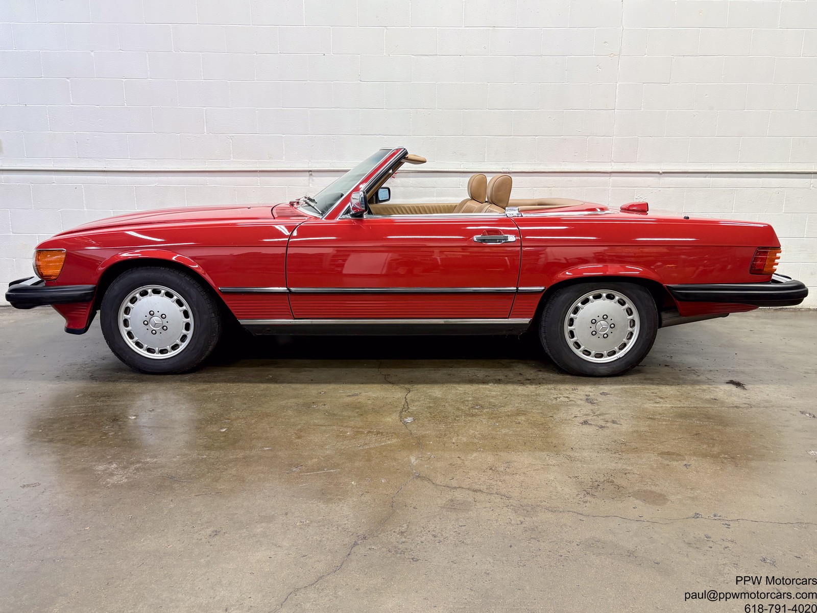 Mercedes-Benz SL-Class 1986