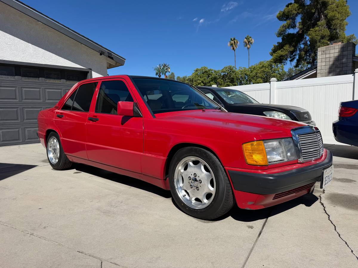 Mercedes-benz-190-1993