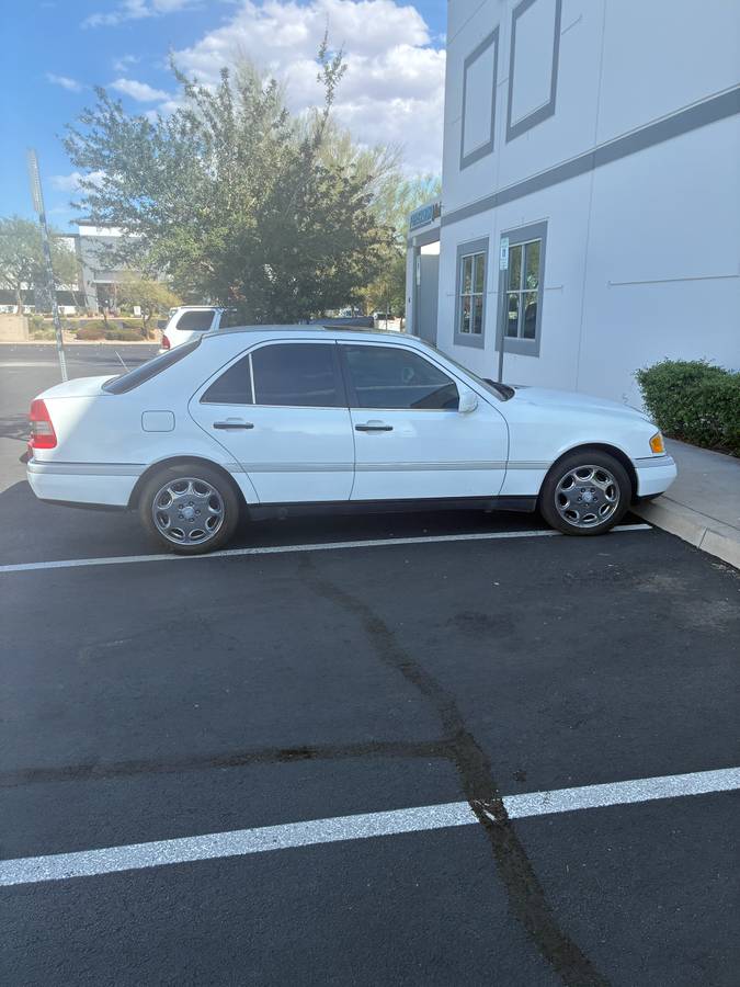 Mercedes-benz-C-class-1996-White