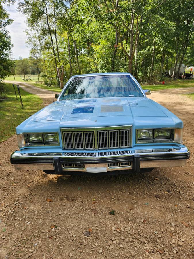 Mercury-Grand-marquis-1979-Blue