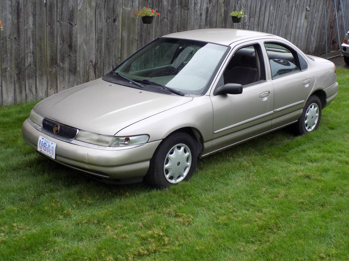Mercury-Mystique-gs-1996-Brown
