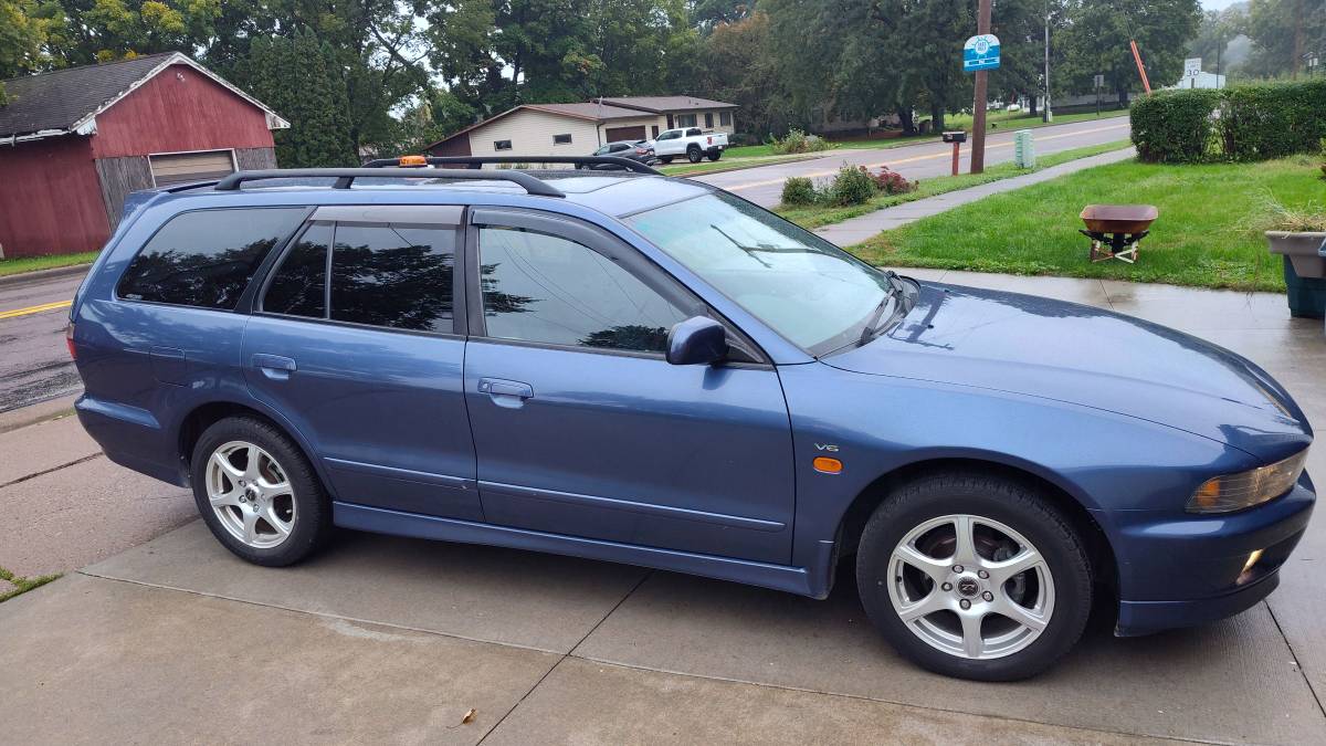 Mitsubishi-Legnum-wagon-1996-Blue
