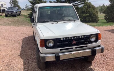 Mitsubishi Montero 1991