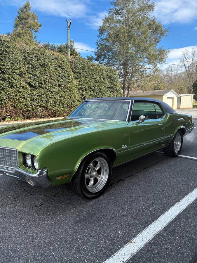 Oldsmobile-1972-Green
